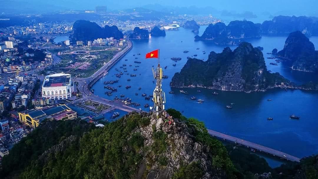 Xin viết về đất nước tôi