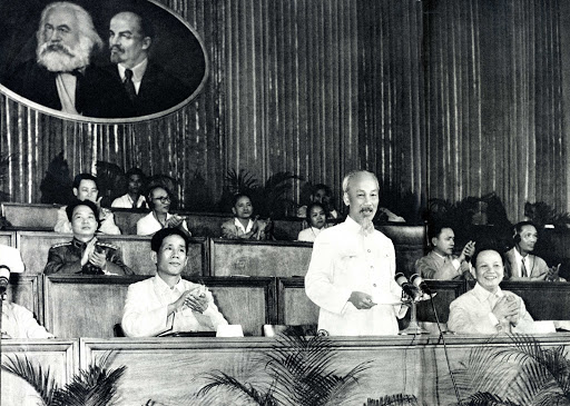 Chủ tịch Hồ Chí Minh đọc diễn văn khai mạc Đại hội đại biểu toàn quốc lần thứ III (Ảnh: Tư liệu TTXVN)
