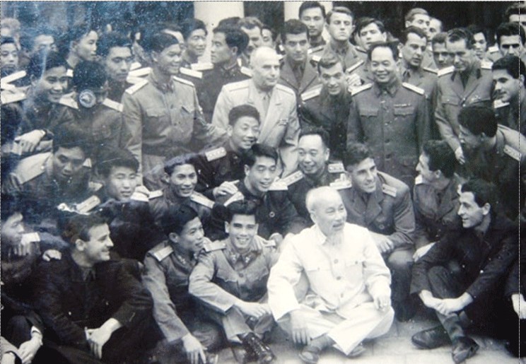 Lời Bác dạy ngày 16 tháng 11